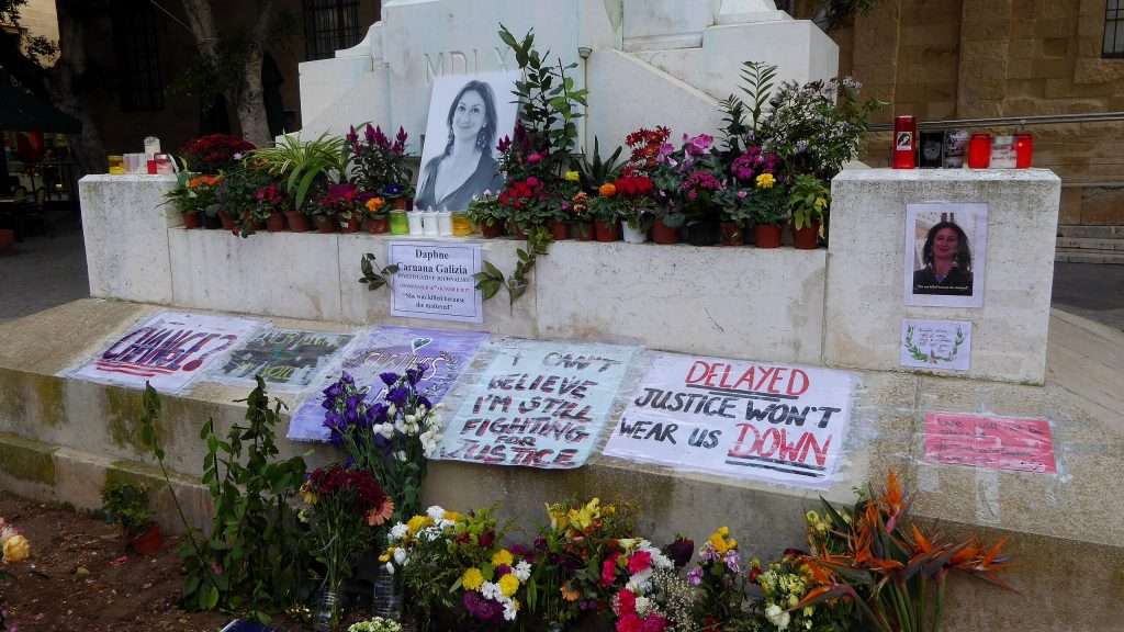 La giornalista maltese Daphne Caruana Galizia, simbolo della libertà di stampa, uccisa nel 2017 a Malta