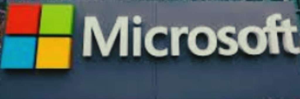 WhatsApp Image 2025-10-28 at 21.50.21 Logo Microsoft e OpenAI su sfondo scuro, a simboleggiare la nuova partnership strategica del 2025