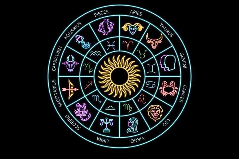 efa374_oroscopo_segni_zodiacali_29092025_okmugello_it Illustrazione astrologica dei segni zodiacali per l’oroscopo della settimana 21-27 ottobre 2025