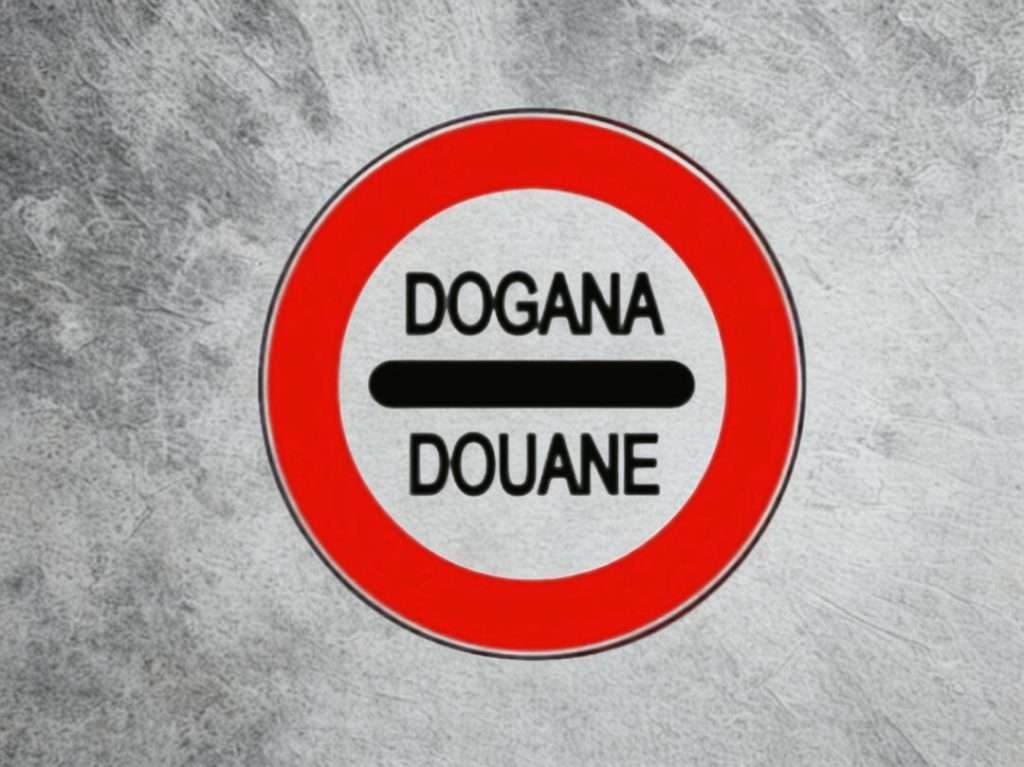 Infografica riforma dazi UE 2026 su pacchi sotto i 150 euro
