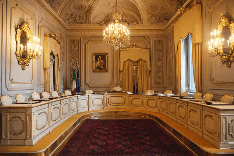 La Corte, la Scienza e il Diritto: quando gli istituti tecnici diventano co-legislatori silenziosi