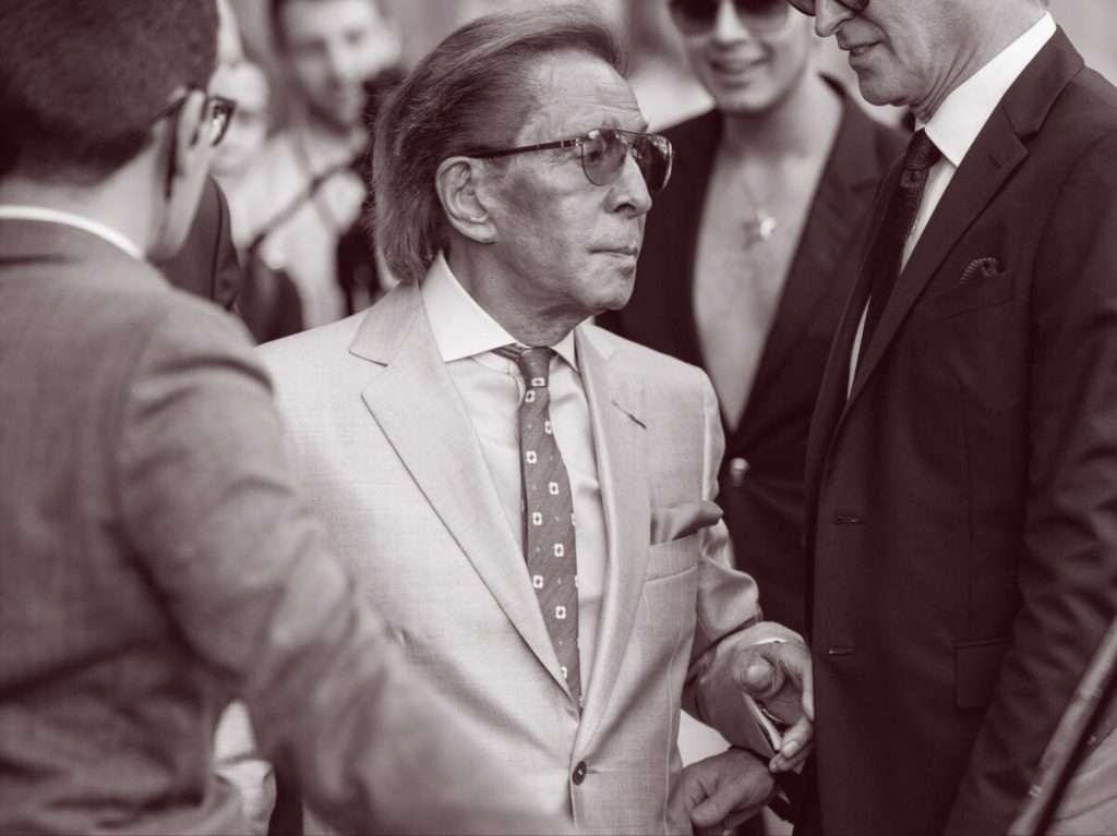 All’età di 93 anni è morto Valentino Garavani, lutto nel mondo della moda 3