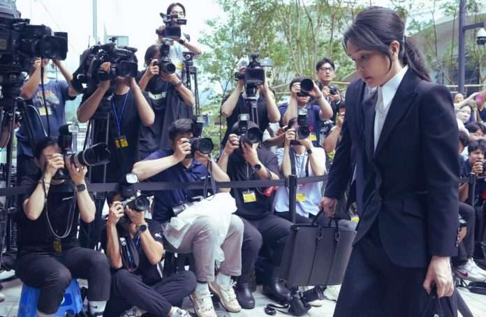 Corea del Sud, 20 mesi di carcere all’ex first lady Kim Keon-hee: la condanna per le tangenti dalla Chiesa dell’Unificazione e lo shock politico nazionale