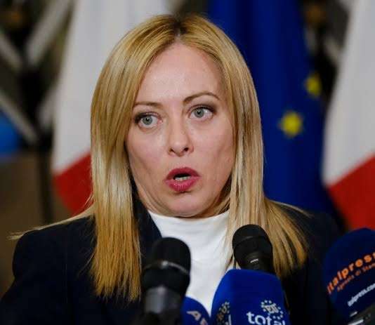 Iran, 5 punti chiave sulla posizione dell’Italia. Meloni frena sulla guerra e sull’uso delle basi USA 2
