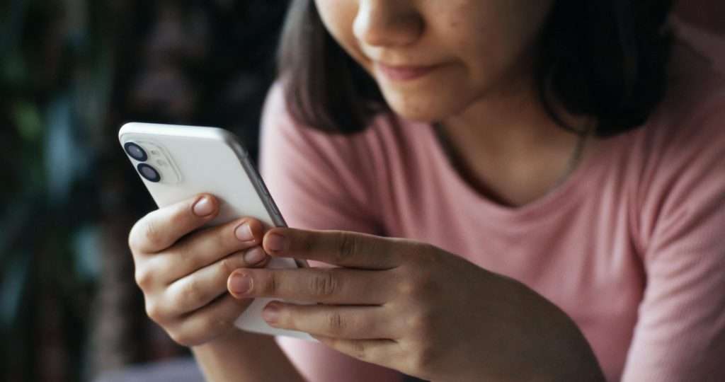 Il processo che mette sotto accusa il modello dei social