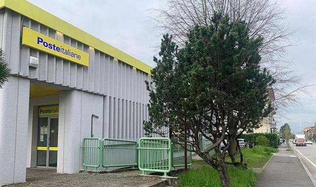 Poste Italiane su TIM, immagine dal web