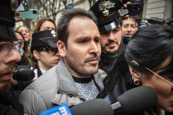 Andrea Sempio dopo gli ultimi sviluppi; La Procura di Pavia ha modificato il capo di imputazione a suo carico: ora è considerato l’unico presunto responsabile dell’omicidio di Chiara Poggi