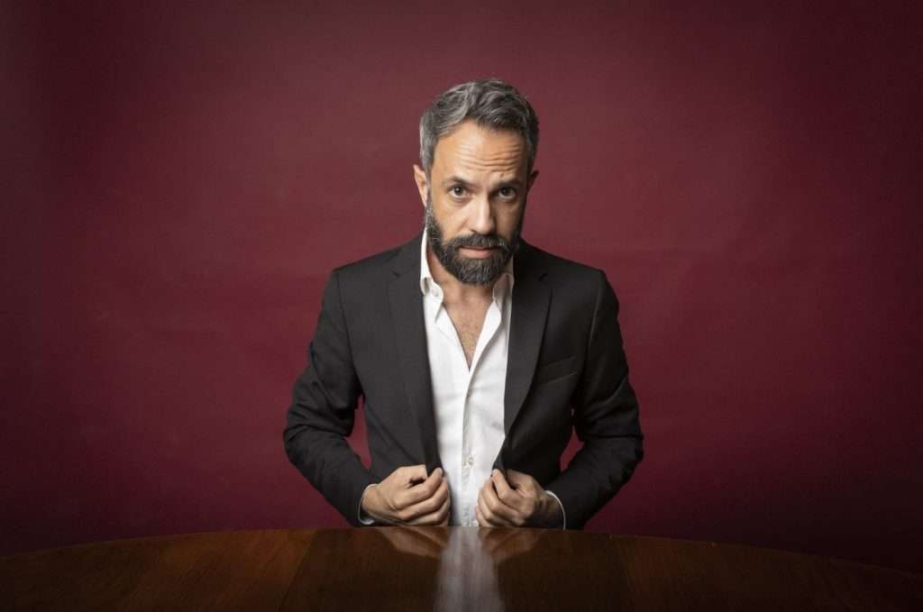 2a06f78e-b3ad-473d-b94d-0da02dacafd4 In questa intervista, Salvo Dolce ripercorre la sua carriera tra prosa, melodramma e nuove sfide artistiche