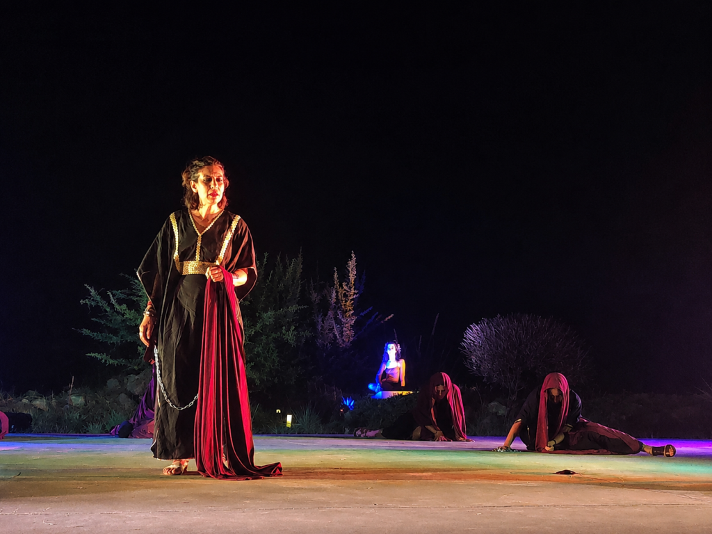 ΓΥΝΑΙΚΕΣ – DONNE di Francesco Vadalà