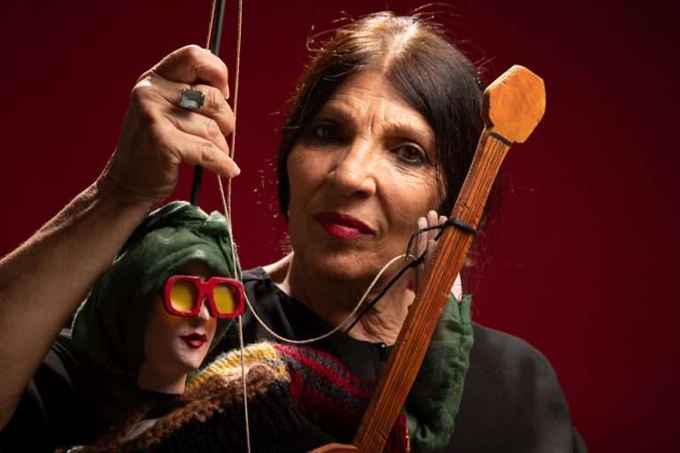 Lucia Sardo interpreta “Mille Rose”, omaggio in musica e poesia a Rosa Balistreri, il 19 agosto a Sinagra