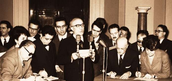 Manuale Cencelli, morto Massimiliano Cencelli: 1936–8 agosto 2026. Addio all’uomo che trasformò la spartizione del potere in un algoritmo È morto a Roma all’età di 90 anni Massimiliano Cencelli, il funzionario della Democrazia Cristiana al quale è legata una delle espressioni più celebri e longeve della politica italiana.
