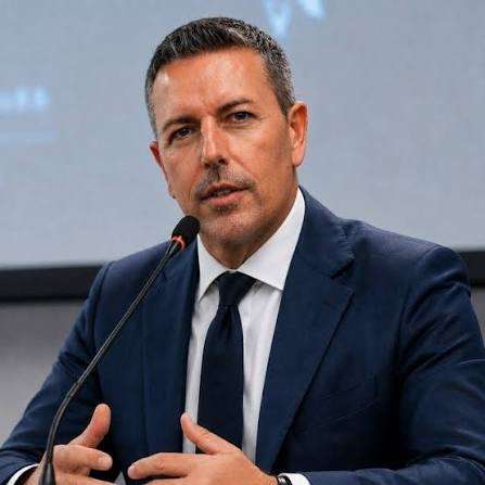images Spin Time, intervento di Marco Mambor